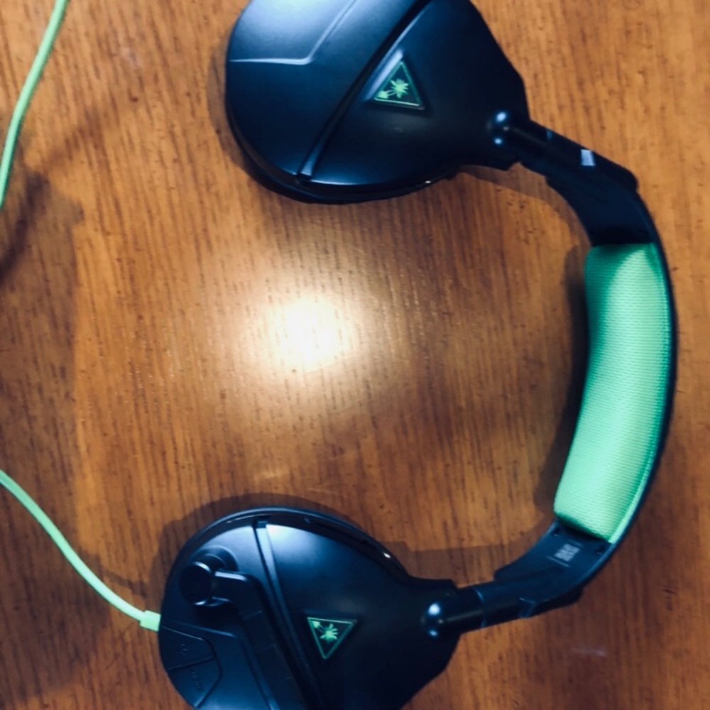 Turtle beach gaming headset - Picture 2 of 3